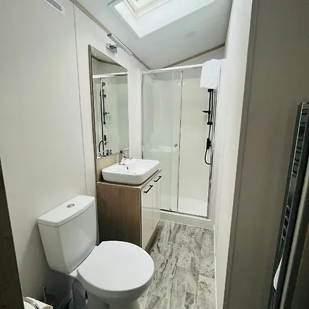Silver Wood With Hot Tub